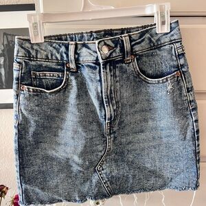wild fable Light Wash Distressed Denim Mini Skirt